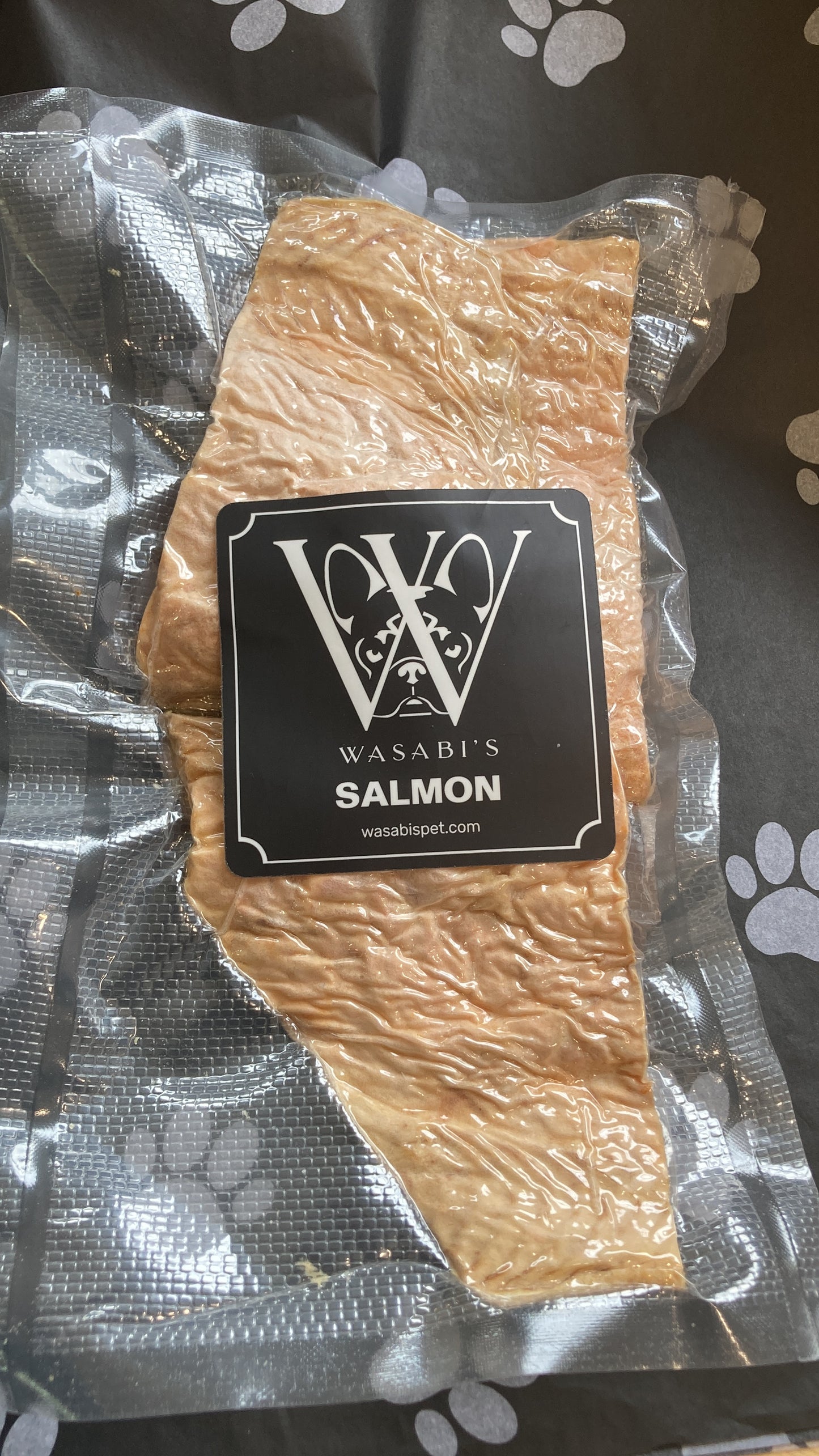 FREEZE DRIED 100% Salmon Skin-on Fillets (3oz)